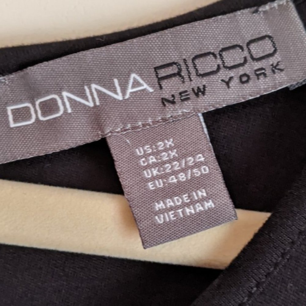 New Donna Rico Black knit low flared hem drop waist dress, size 2X - Picture 2 of 6